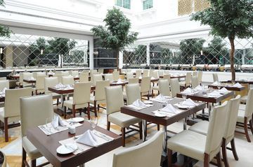 Excelsior Creek Premier 4* Dubai
